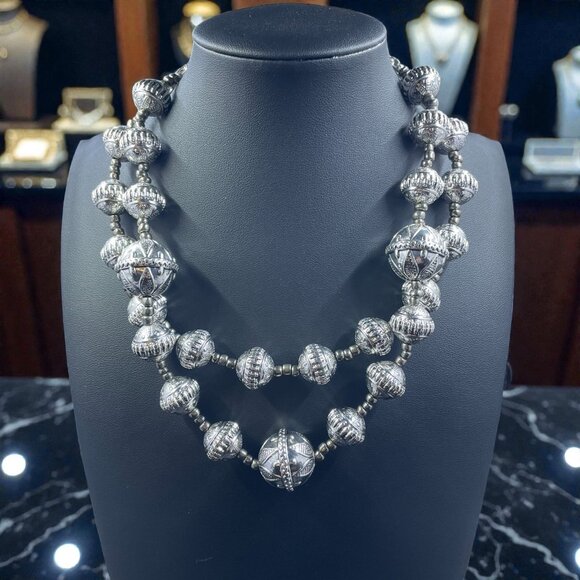 Premier Designs Silver Bead Statement Necklace Boho Gothic Festival Lightweight - Picture 1 of 8